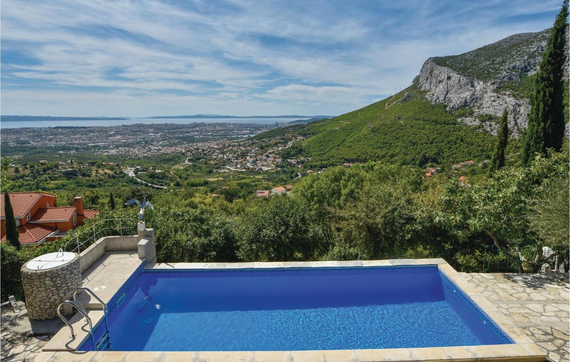 Gorgeous Home In Klis With Wifi Bobani Exterior foto